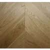 Dąb Natur Classic (Chevron – jodełka francuska) Olejowosk, Szczotkowanie, Fazowanie V4 Wymiary: 560x140x14,5/3,0(+/-0,5) mm