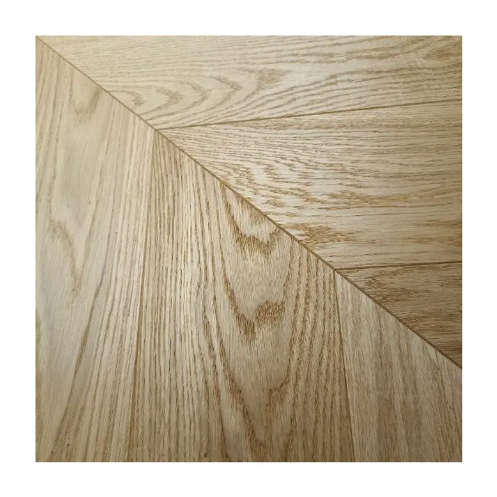 Dąb Natur Classic (Chevron – jodełka francuska) Olejowosk, Szczotkowanie, Fazowanie V4 Wymiary: 560x140x14,5/3,0(+/-0,5) mm