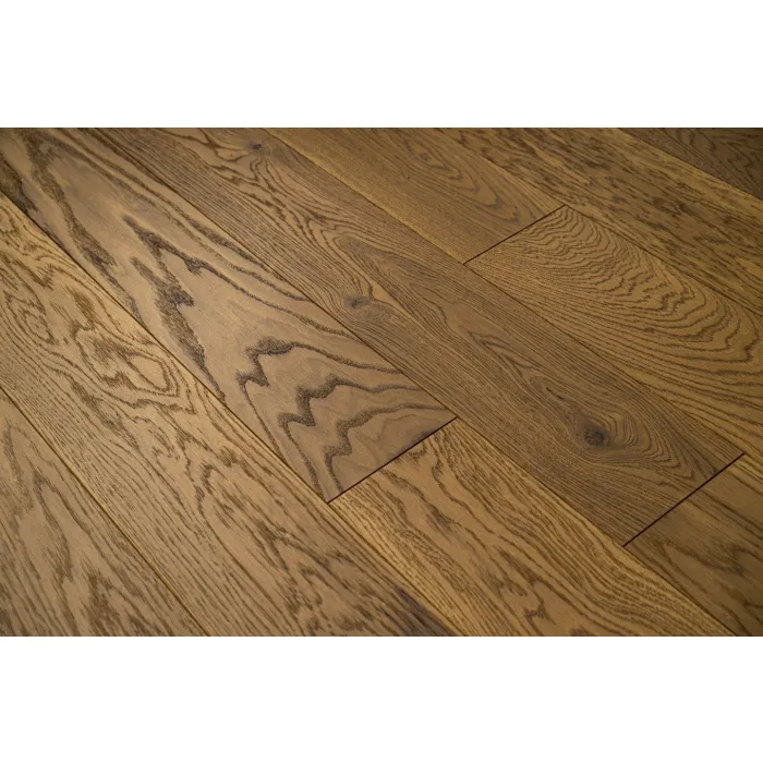 Dąb Złota Jesień (Fertig Deska) Olejowosk, Szczotkowanie, Fazowanie V4 Wymiary: 990-490x90x10,5/2,5(+/-0,5) mm