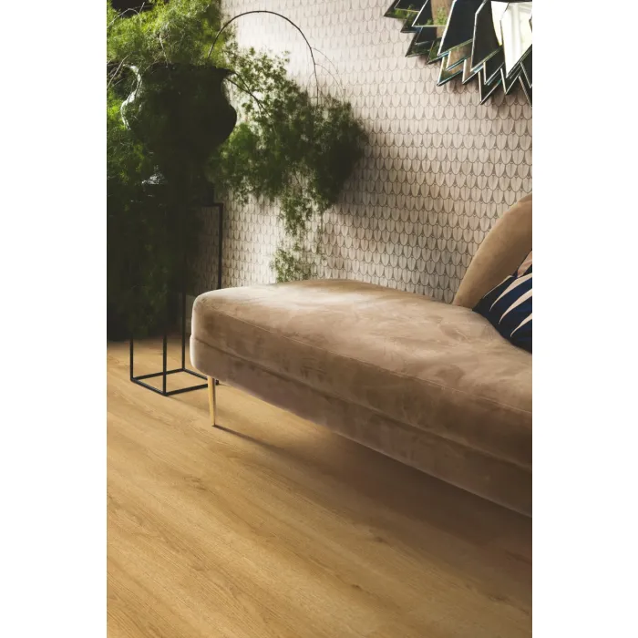 Panel winylowy Pergo ze zintegrowanym podkładem Glomma Pad Pro dąb błotny ciepły V4431-40304