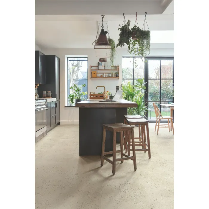 Panel winylowy Quick Step ze zintegrowanym podkładem Alpha Illume beton pebble AVMTU40276