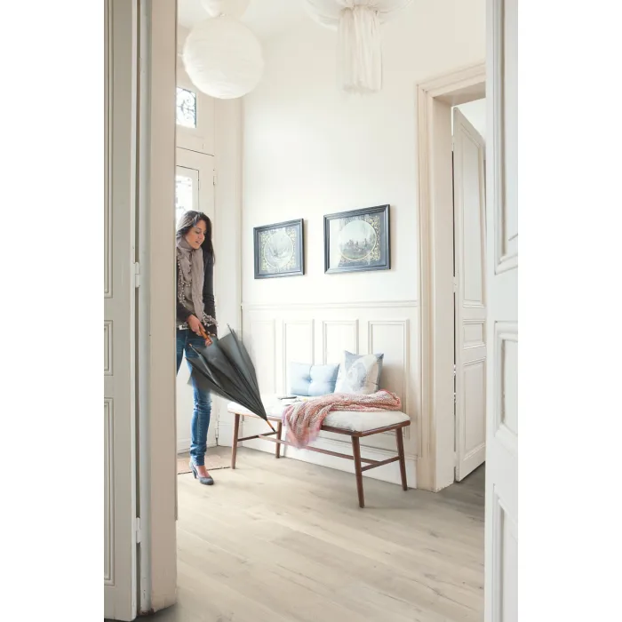 Panel laminowany Quick Step Impressive Ultra dąb spokojny jasny IMU1854