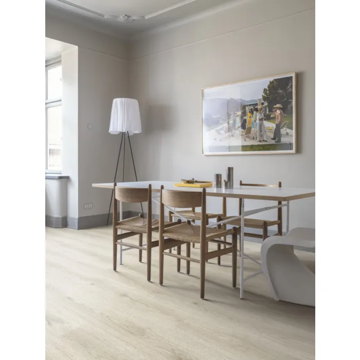 Panel winylowy Pergo ze zintegrowanym podkładem Glomma Pad Pro dąb błotny biały V4431-40301