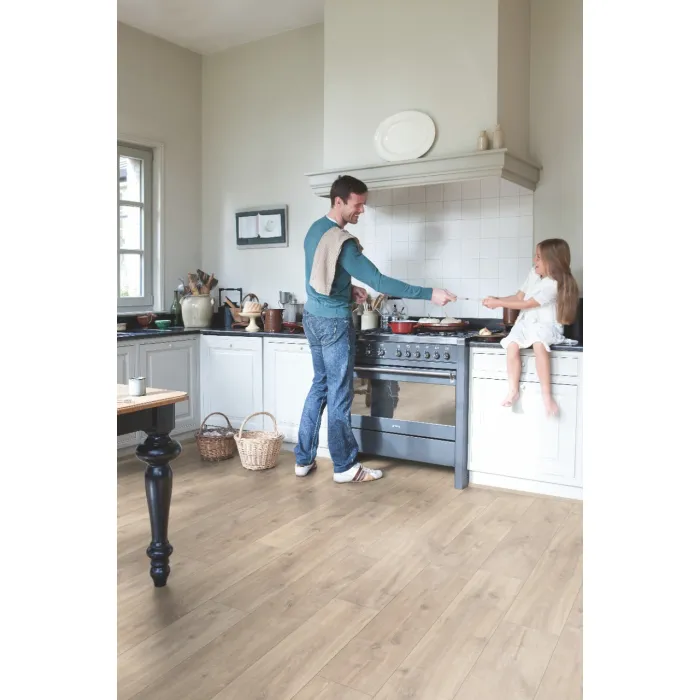 Panel laminowany Quick Step Classic dąb Havana naturalny ze śladami cięcia piłą CLM1656
