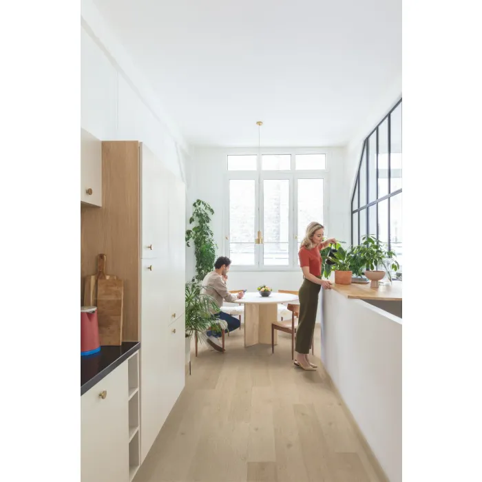 Panel winylowy Quick Step Alpha Blos Base dąb coast piaskowy AVSPT40322
